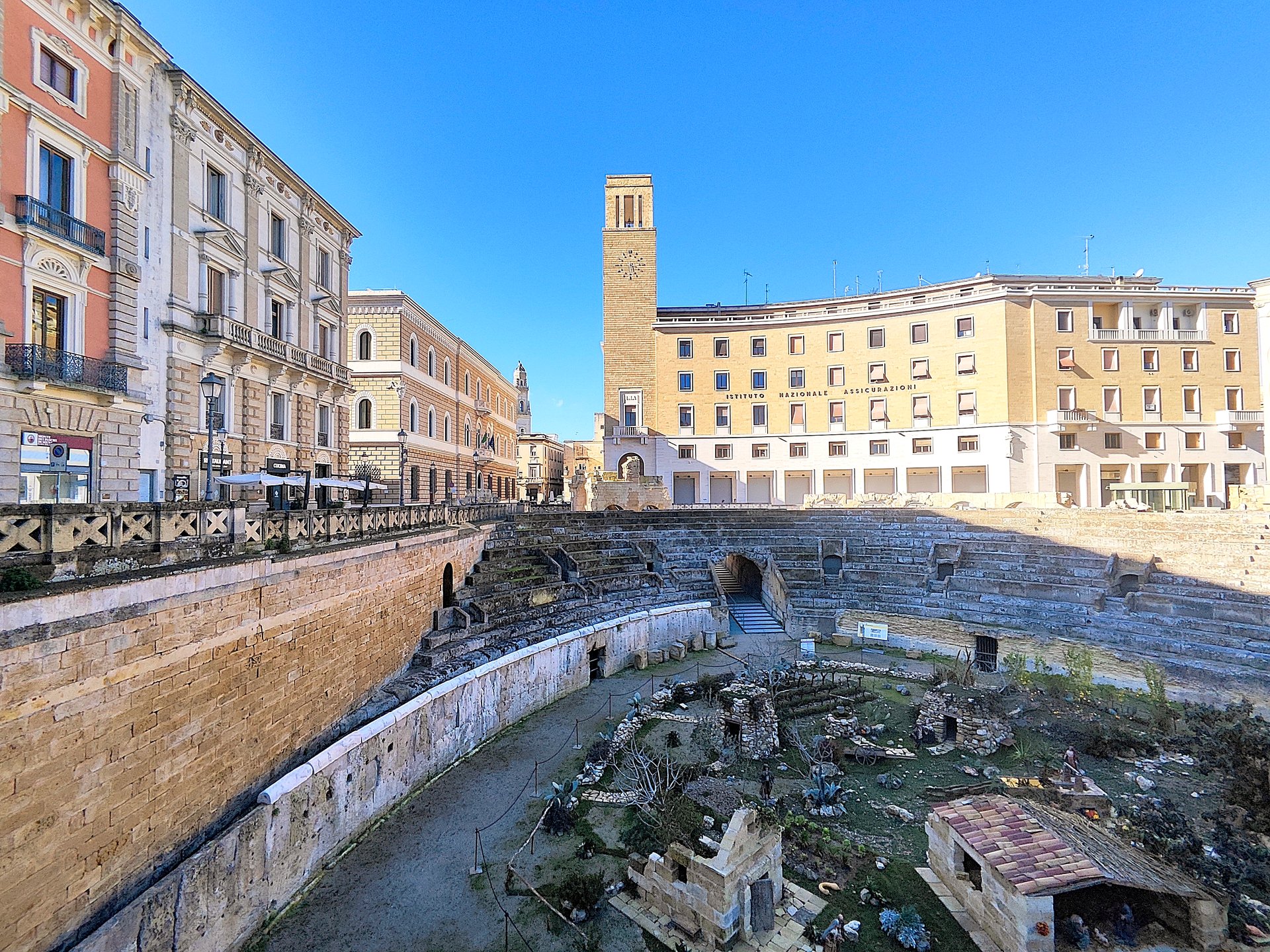 A Blast from the Past: The Roman Amphitheater of Lecce