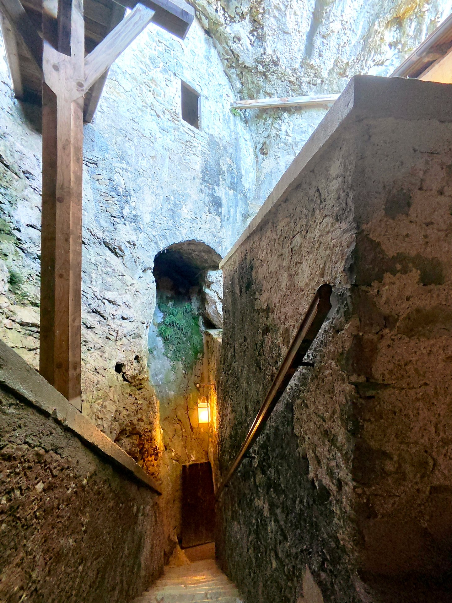 Predjama Castle