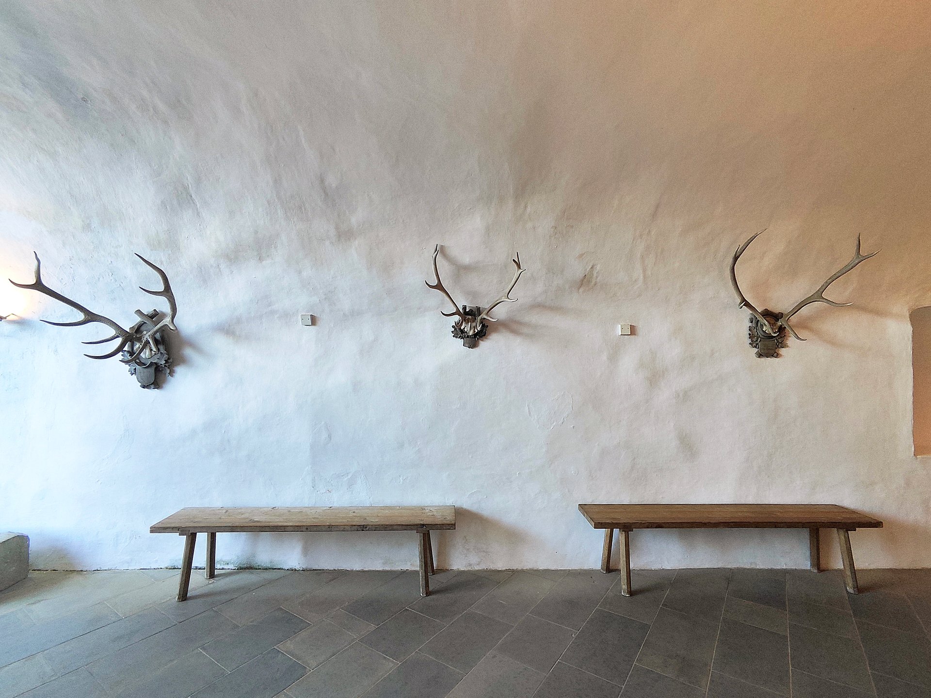 Predjama Castle