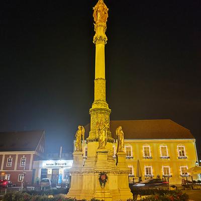 Zagreb Cathedral entry blocked for restoration works