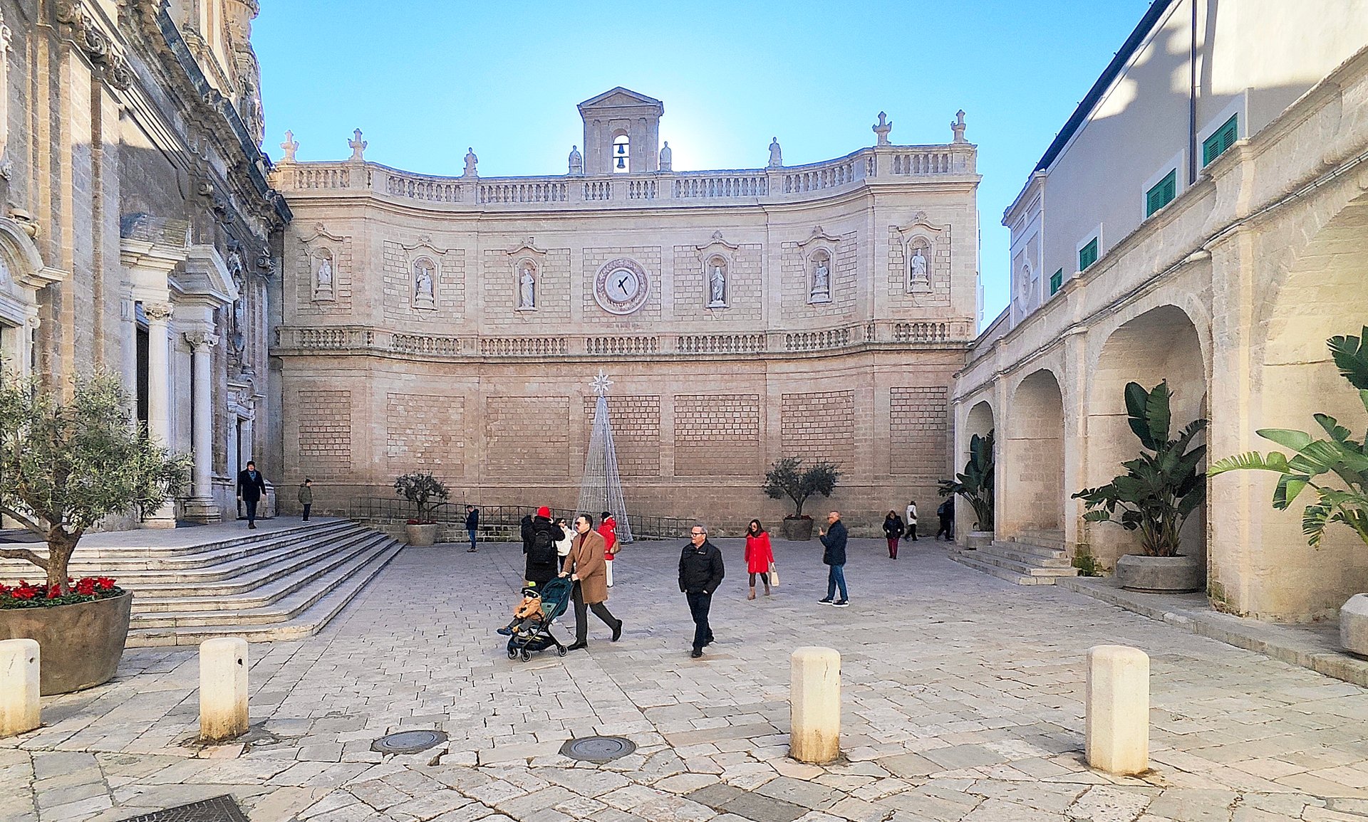 A Baroque Jewel by the Sea: Basilica Cattedrale Maria Santissima della Madia
