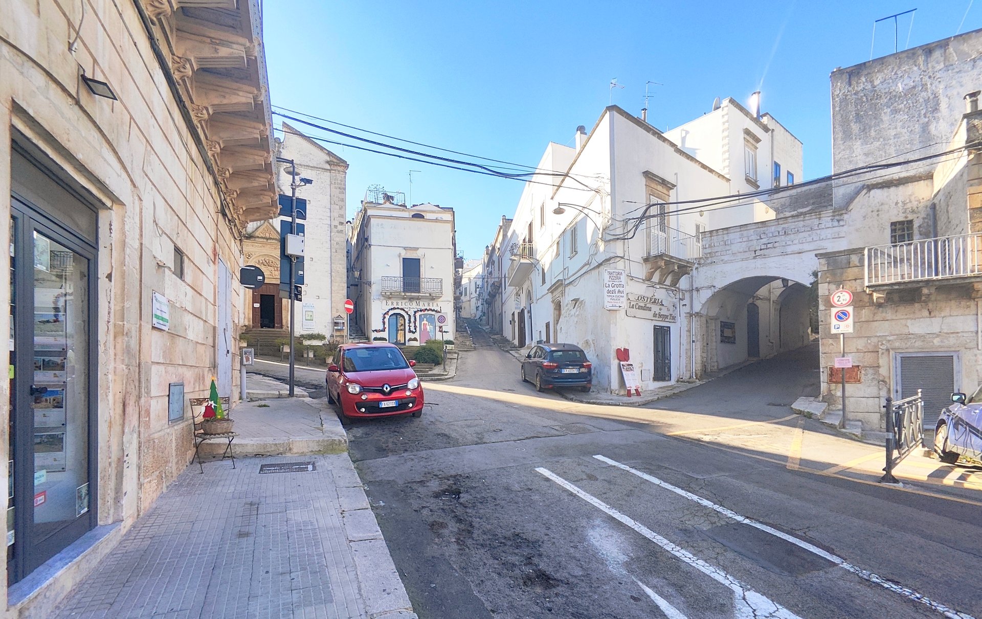 Winding Through the White City at Your Own Pace