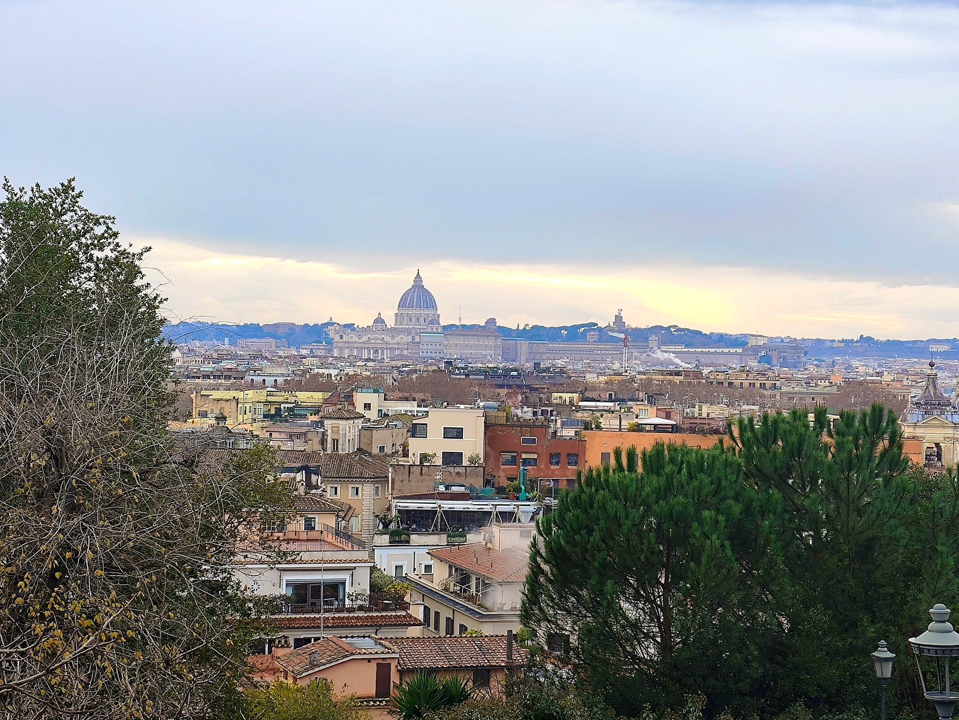 Cityscape views from Terrazza del Pincio