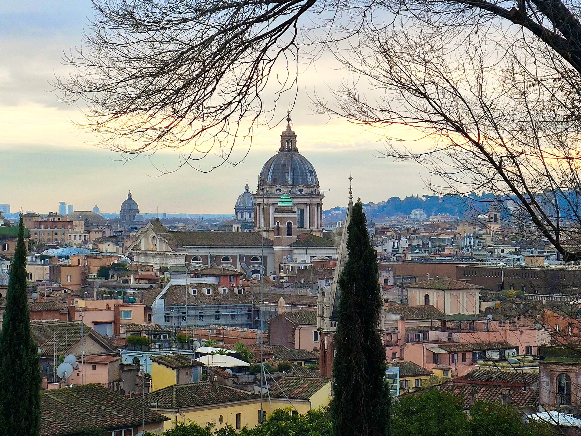 Cityscape views from Terrazza del Pincio